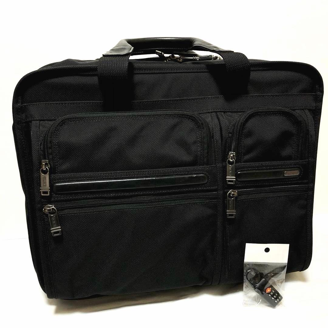 未使用級✨TUMIスーツケース3層 機内持ち込み可 26103DH マチ拡張 黒