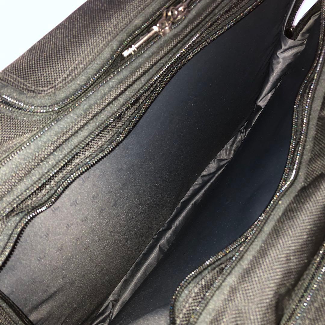 未使用級✨TUMIスーツケース3層 機内持ち込み可 26103DH マチ拡張 黒