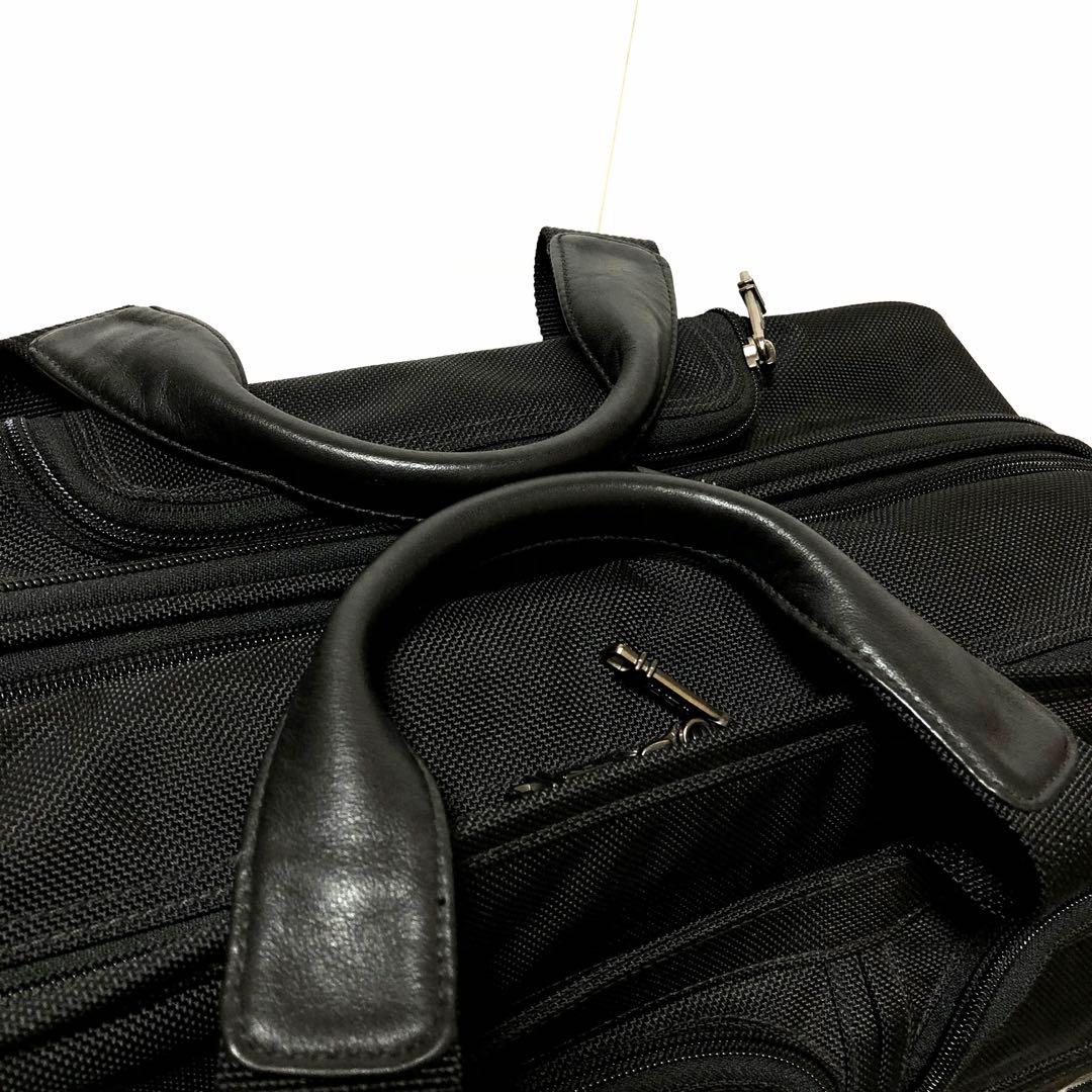 未使用級✨TUMIスーツケース3層 機内持ち込み可 26103DH マチ拡張 黒