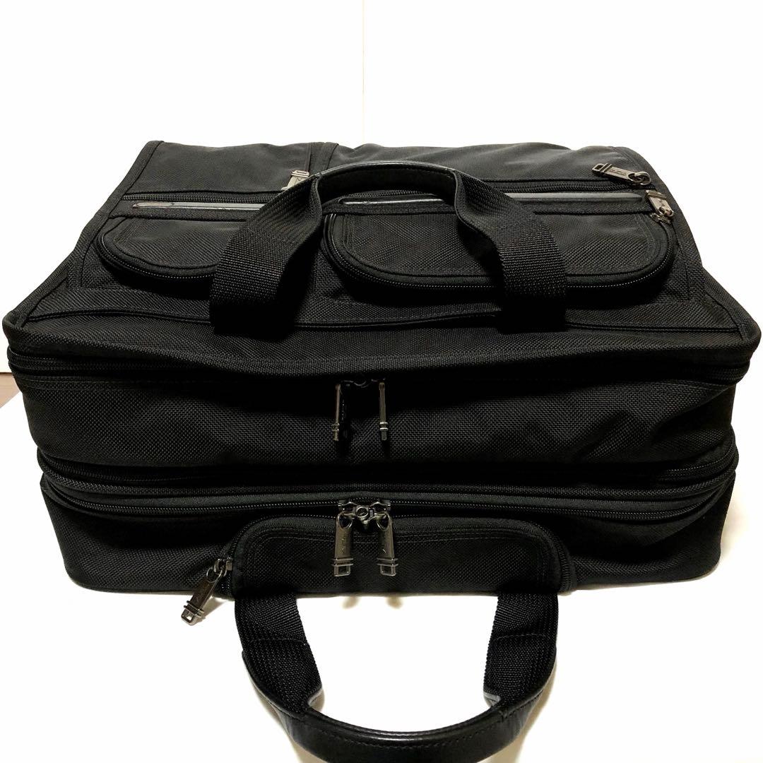 未使用級✨TUMIスーツケース3層 機内持ち込み可 26103DH マチ拡張 黒