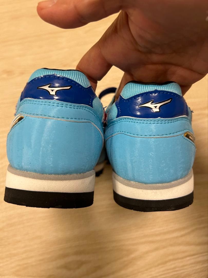 【美品】ミズノ ビルトトレーナー2 23.5cm