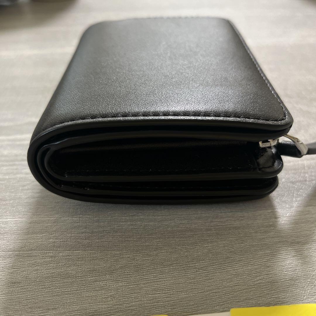 MARC JACOBS マークジェイコブス レザー 二つ折り財布 Jマーク