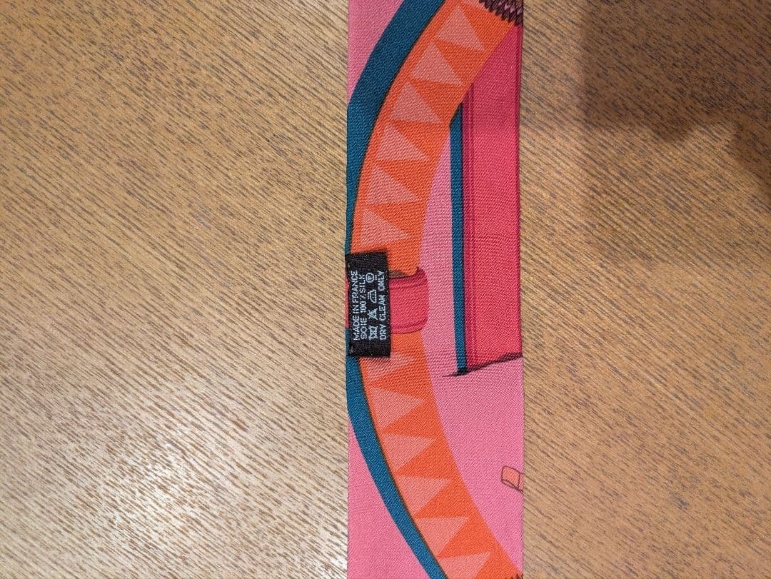 抽象模様 ピンク スカーフ