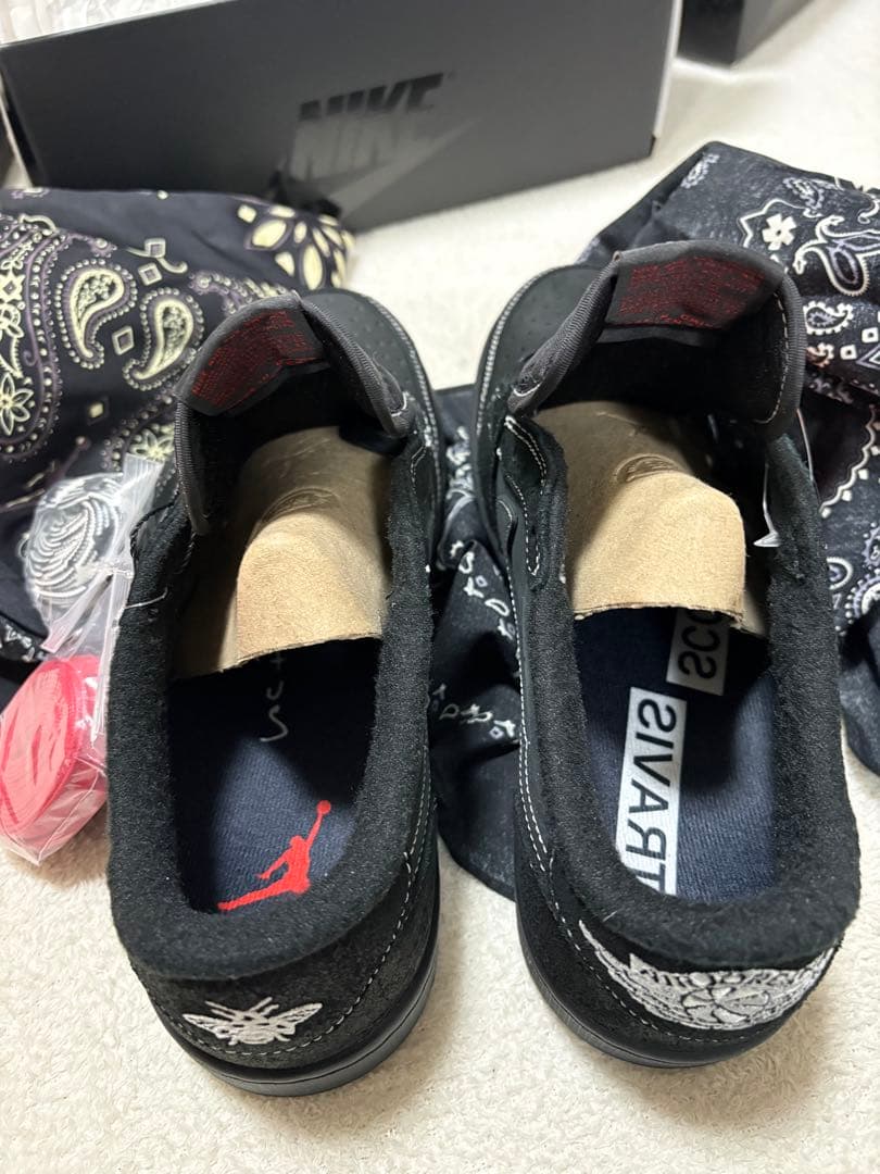 エアジョーダン1 Travis