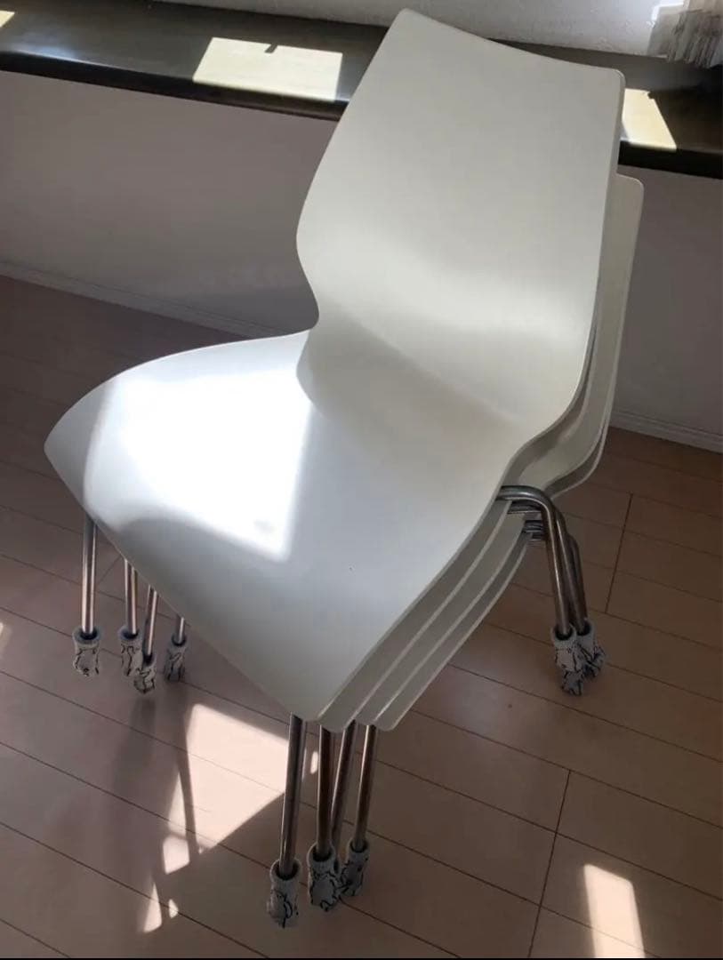 kartell マウイチェア