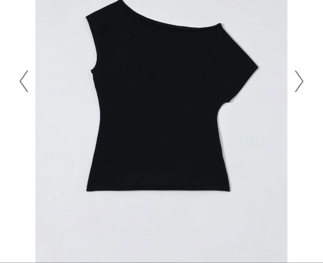 forme オフショルダー トップOFF SHOULDER TOP 東原亜希