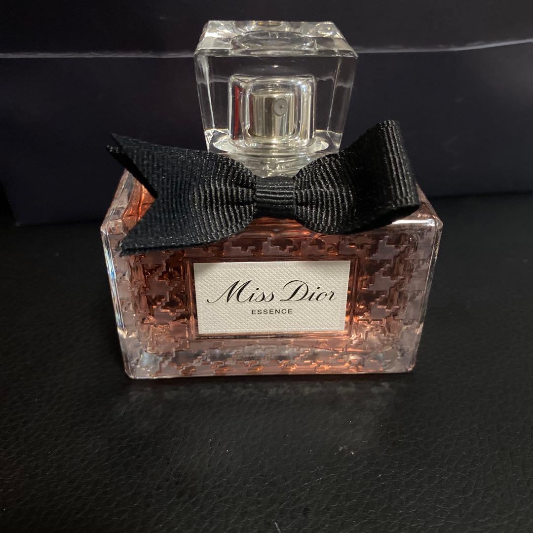 新作　ミスディオール エッセンス 50ml パルファン