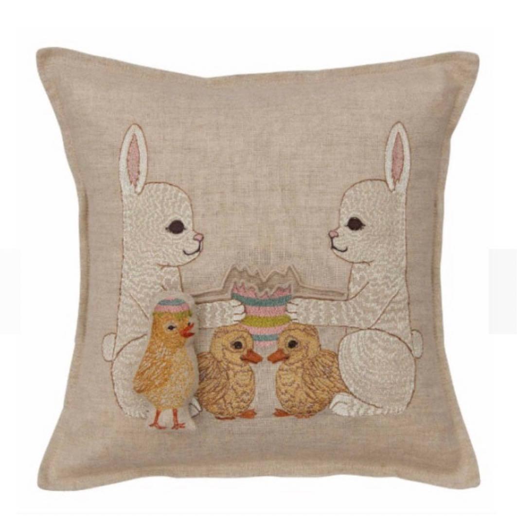 最終値下げ！コーラルアンドタスク クッションカバー イースターフレンズ