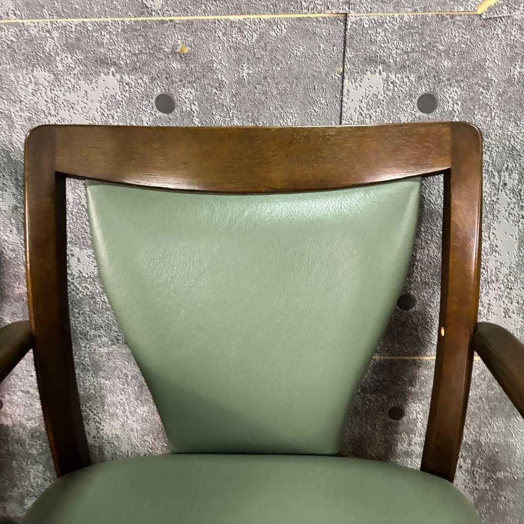 ꧁飛騨産業 HIDA꧂キツツキマーク アーム付ダイニングチェア2脚 食卓椅子