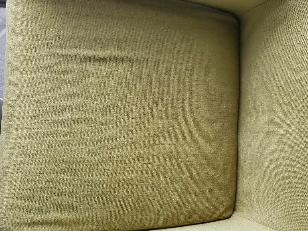 爽やか淡いライム色ソファピスタチオワンシータKEYUCAケユ黄緑グリーンパステル