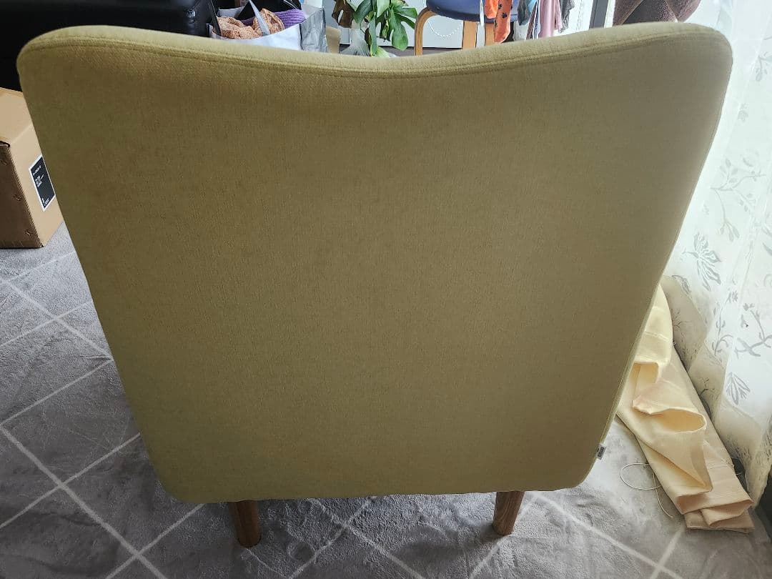 爽やか淡いライム色ソファピスタチオワンシータKEYUCAケユ黄緑グリーンパステル