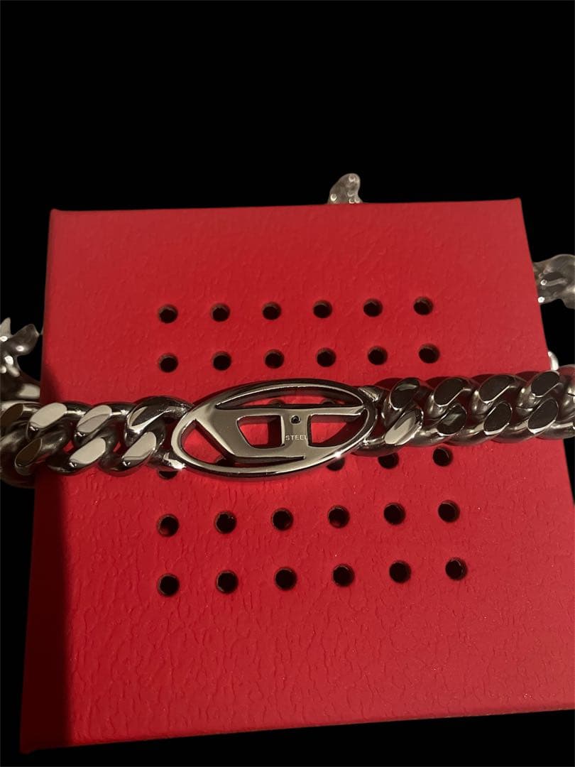 DIESEL（ディーゼル） ネックレス／未使用・付属品完備