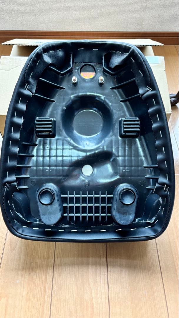 バイクシート ブラック JA101/JA44/JA09