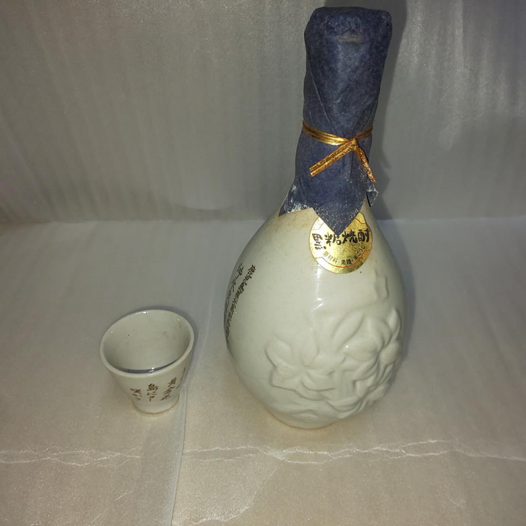 奄美黒糖焼酎 「古酒 白ゆり」 SHIRAYURI