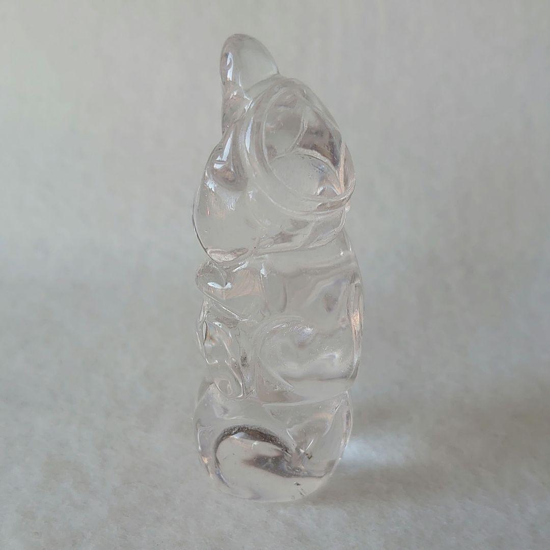 超透明クリア水晶　犬猫亀　の珍しい彫り物　素敵な逸品