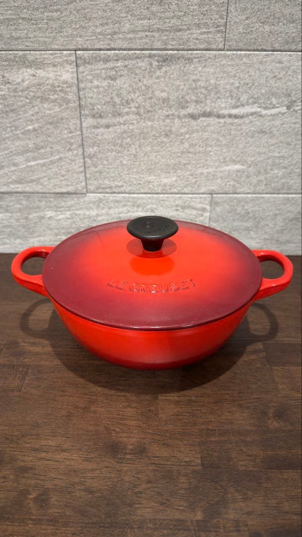 ルクルーゼ　マルミット　18cm チェリーレッド　両手鍋　鍋