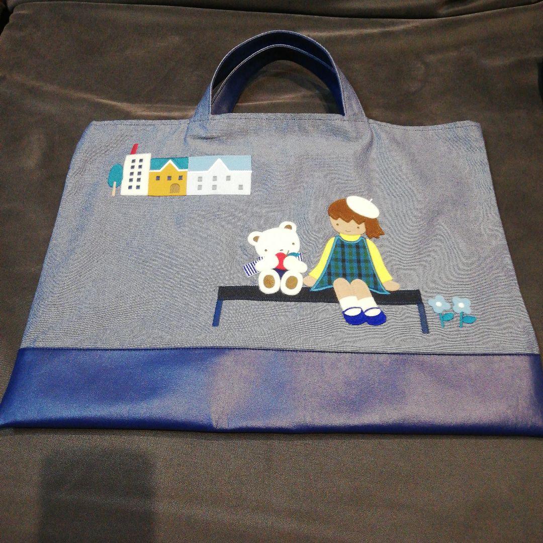 familiar 手提げバッグ 女の子とクマ