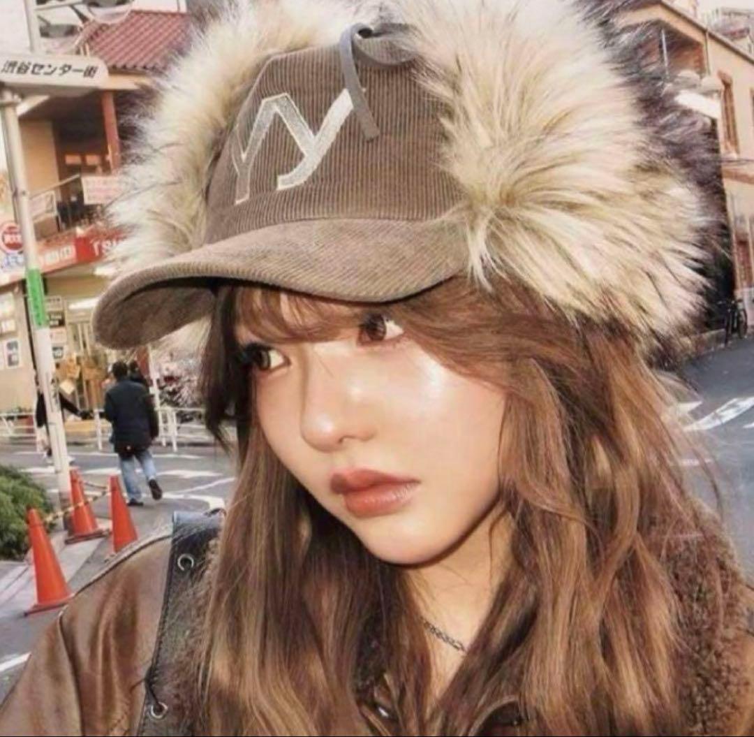 カオナシOPENYY ファー付きコーデュロイキャップ