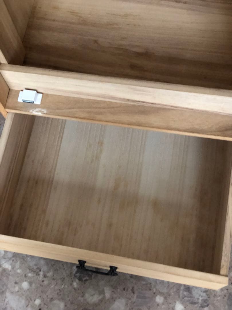 和ダンス　木製衣装ケース。アンティーク風タンス