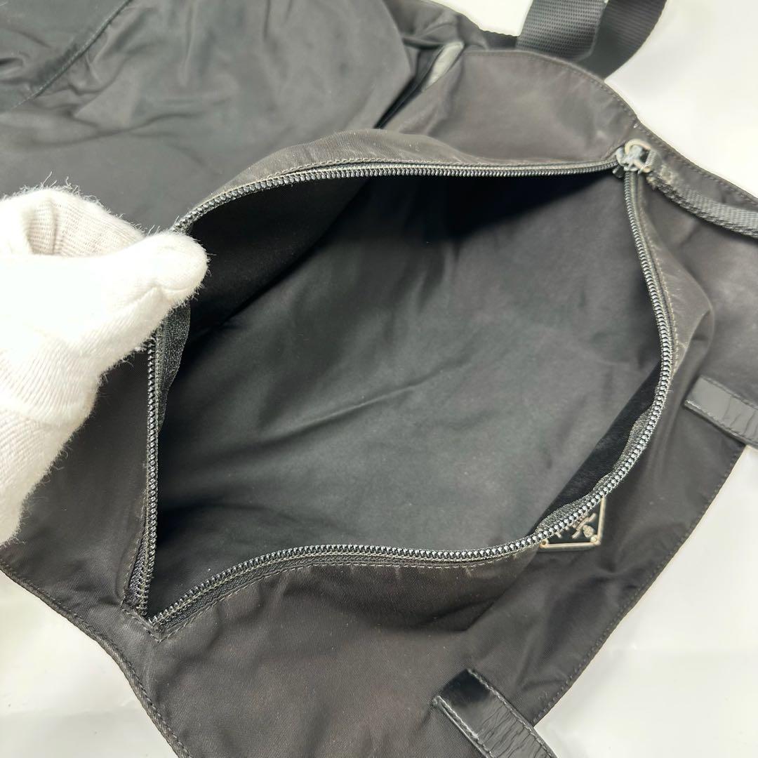 ヒナ様　PRADA プラダ メッセンジャーバッグ ナイロン NERO w18