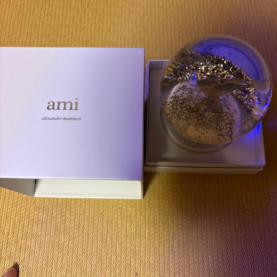 ami スノードーム