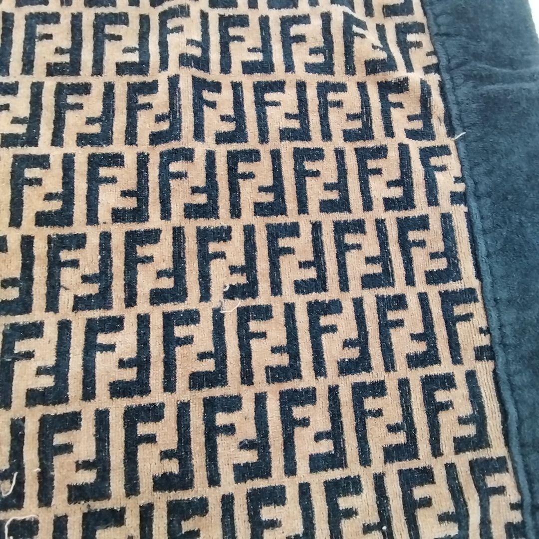 FENDI フェンディ ブランケット ひざ掛け 綿毛布 ズッカ柄