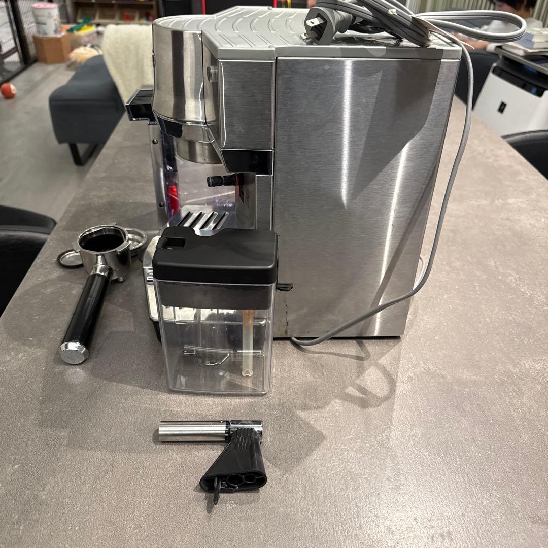 De'Longhi 自動エスプレッソマシン