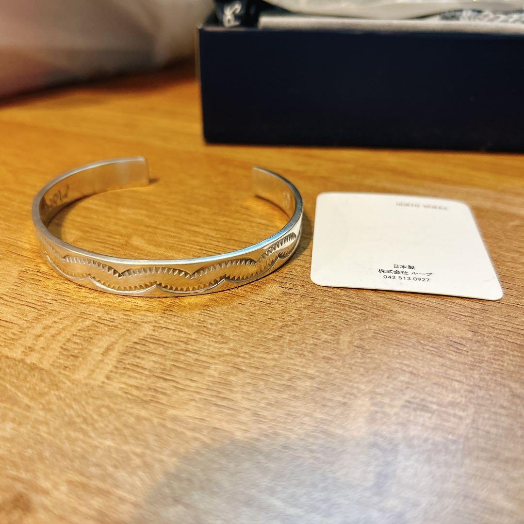 North works(ノースワークス)シルバー 波形デザイン バングル
