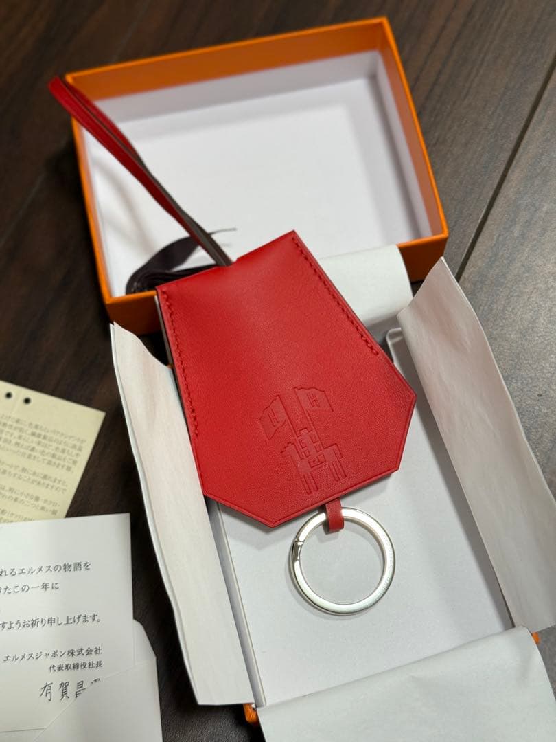 エルメスイヤーズギフト　キークロシェット　レッド