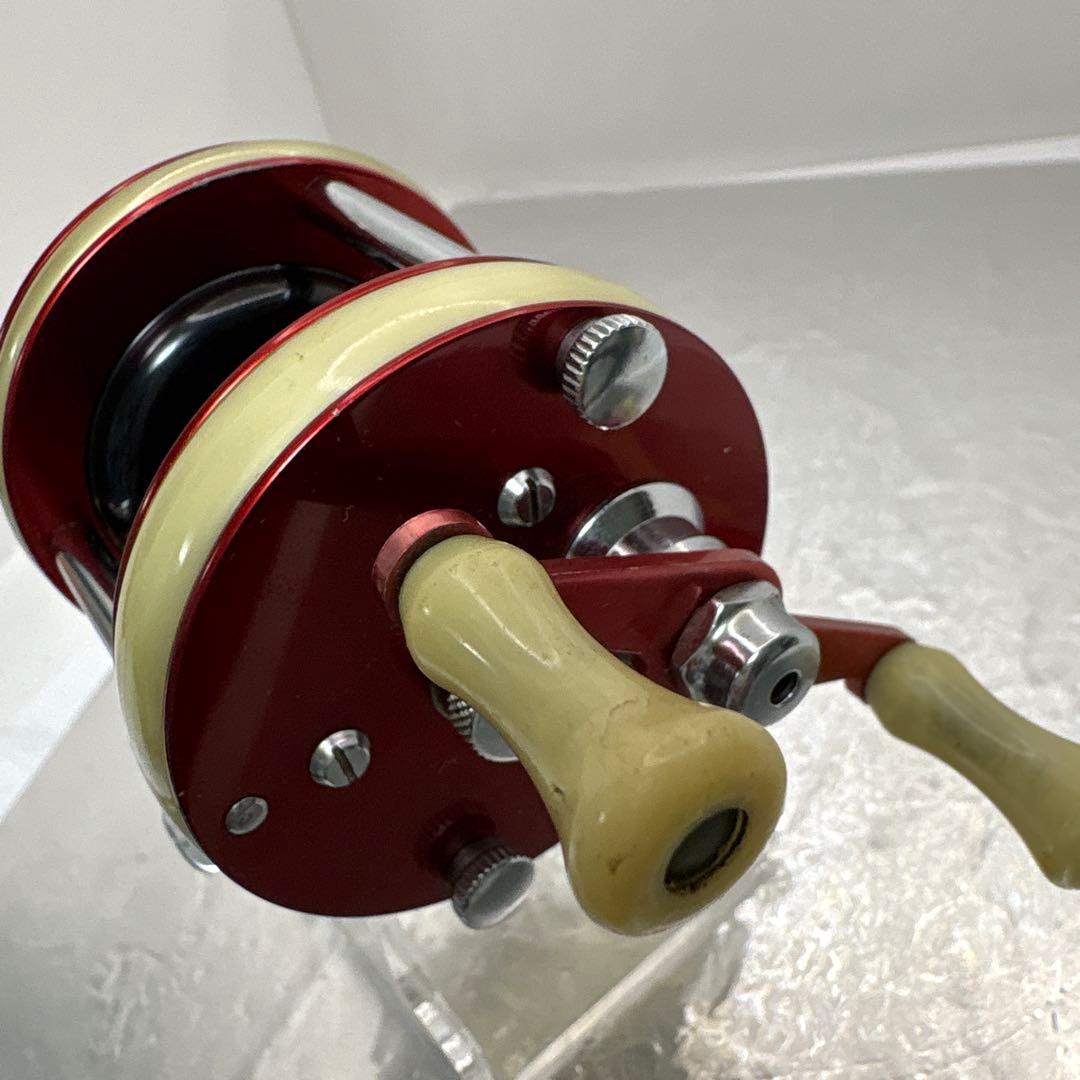 ABU Ambassadeur 2050 リール