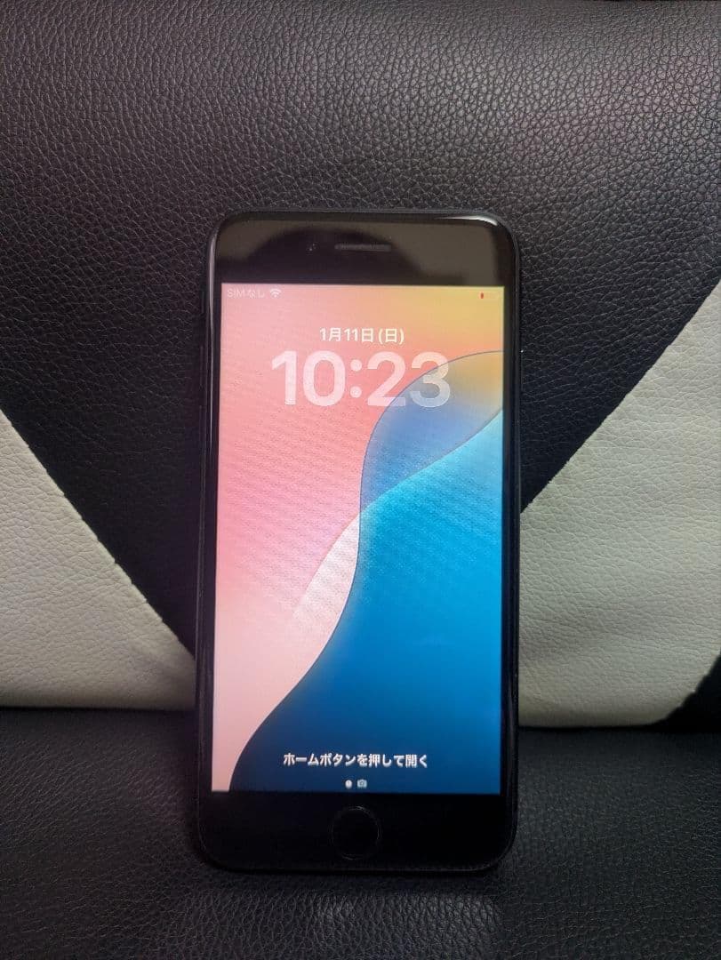 iPhone　se3 第3世代　64gb SIMフリー　黒　ブラック　63