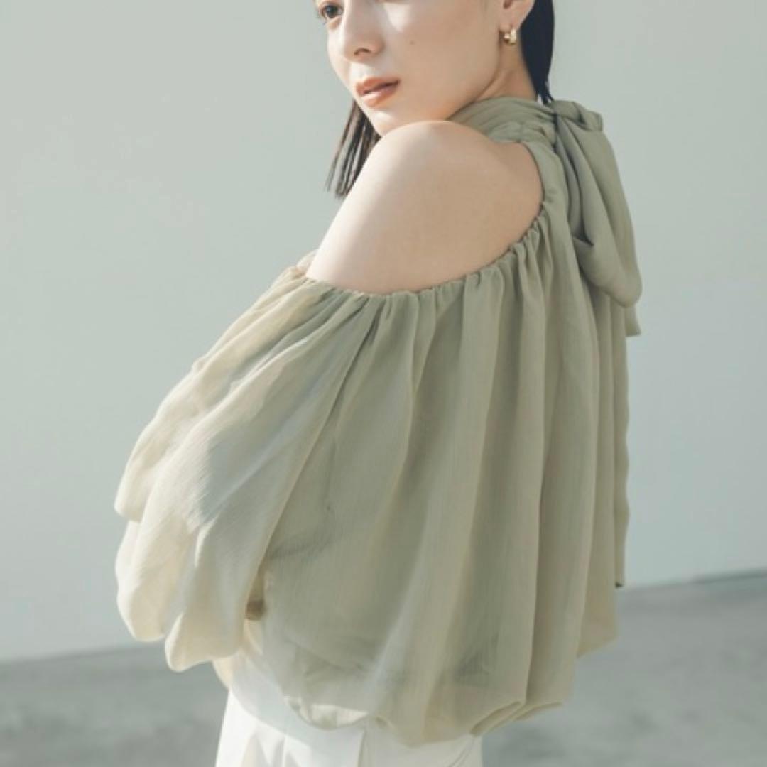 【新品タグ付き】セージグリーン シフォンボリュームブラウス anuans