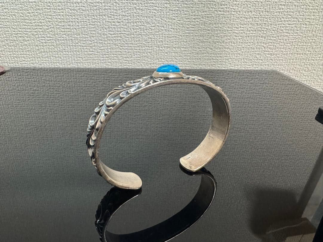 ターコイズ石付き　シルバーバングル　シルバー925 刻印あり