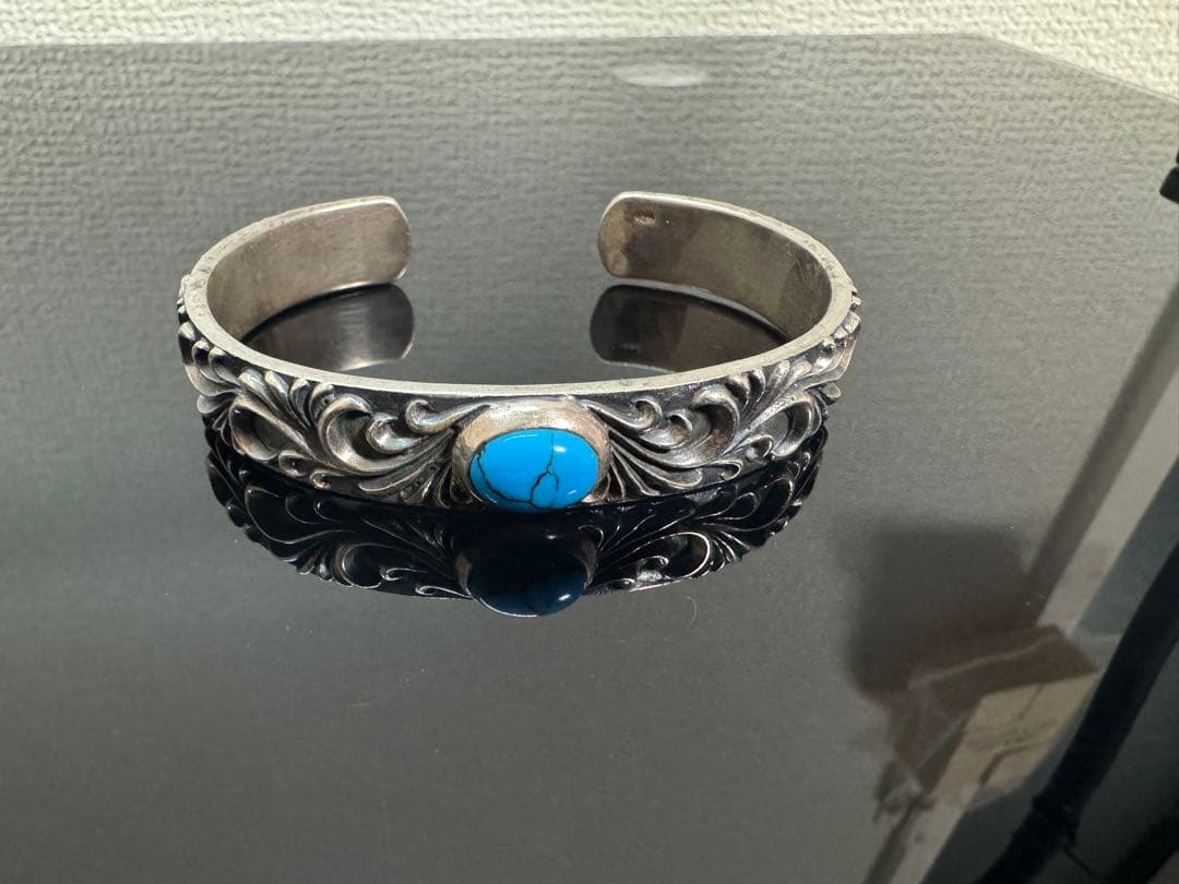 ターコイズ石付き　シルバーバングル　シルバー925 刻印あり