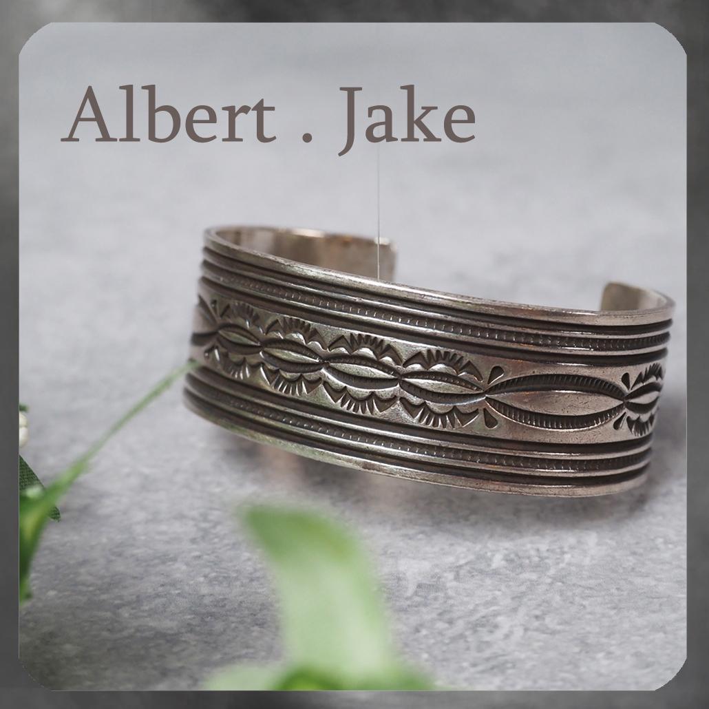 ナバホ族 NAVAJO ・Jake アルバート・ジェイク バングル
