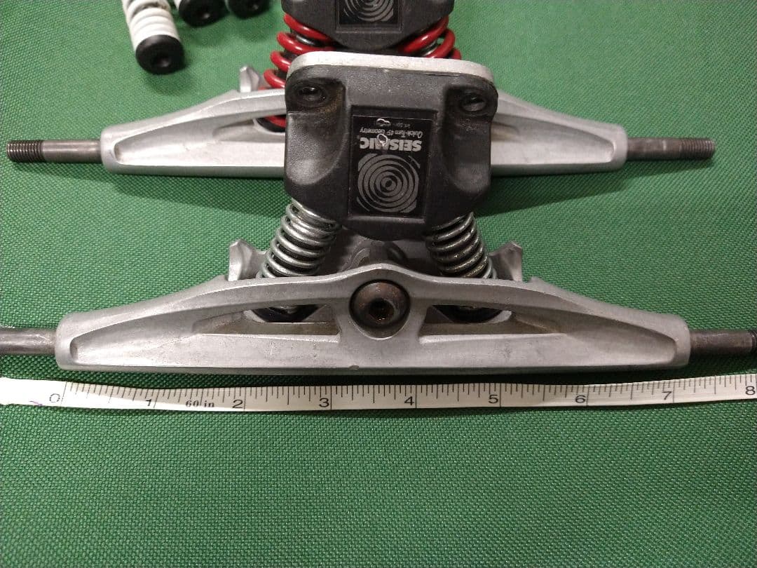 スケートボード hinatasakuhana