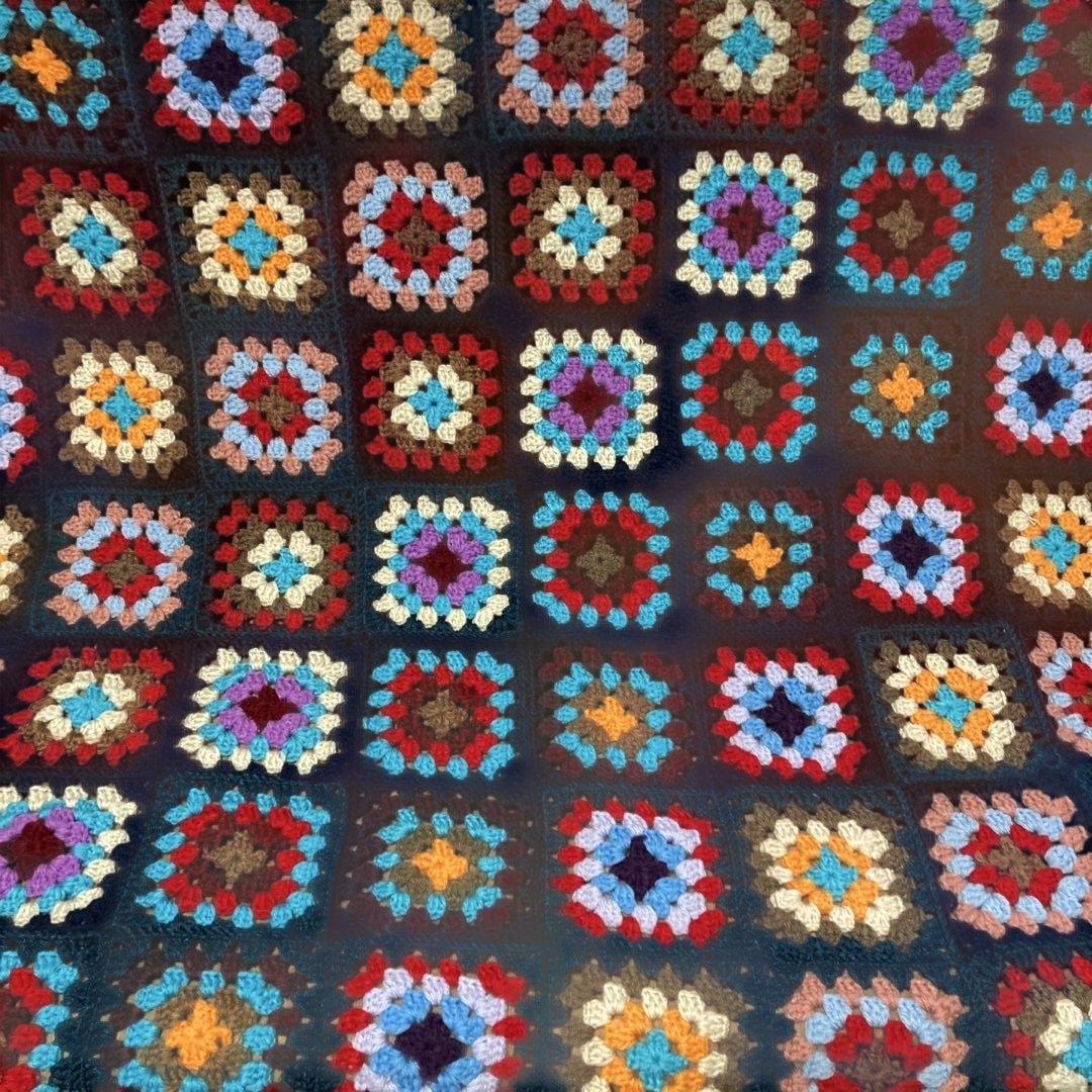 ハンドメイド♡モチーフ編みカラフル グラニースクエア ブランケット