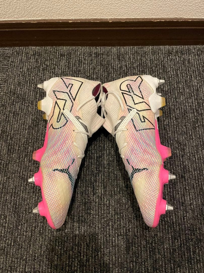 PUMA サッカーシューズ ハイカット ホワイト/ピンク　27cm