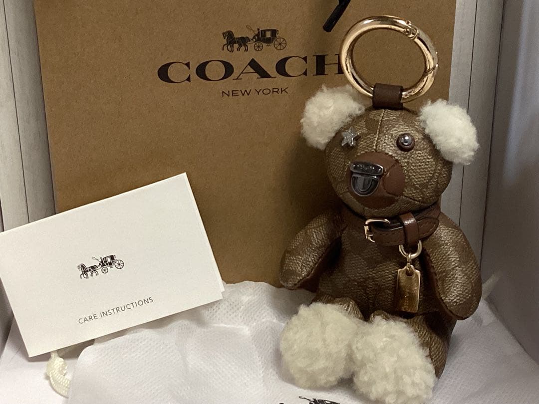 袋付き未使用美品コーチCOACH クマ型キーホルダー ブラウン本物