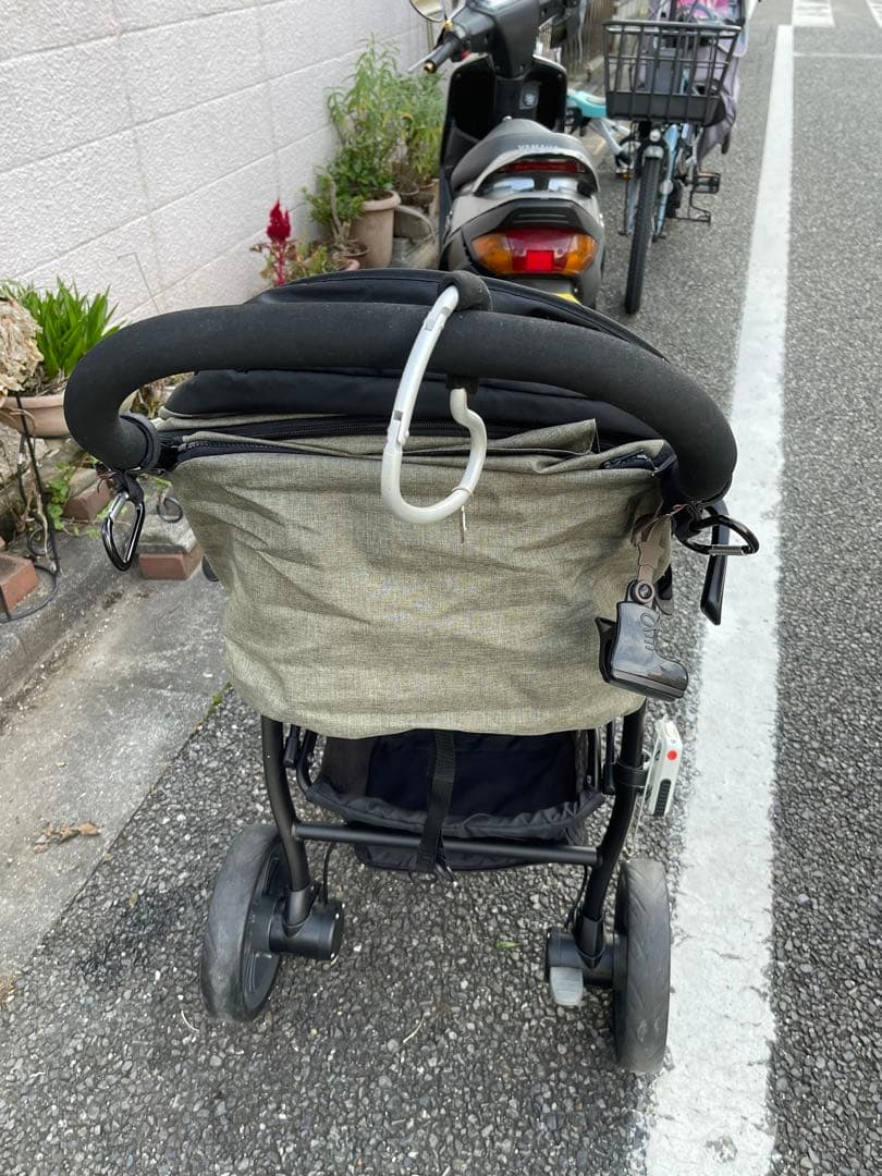 Joie ベビーカー オリーブ色折りたたみ式