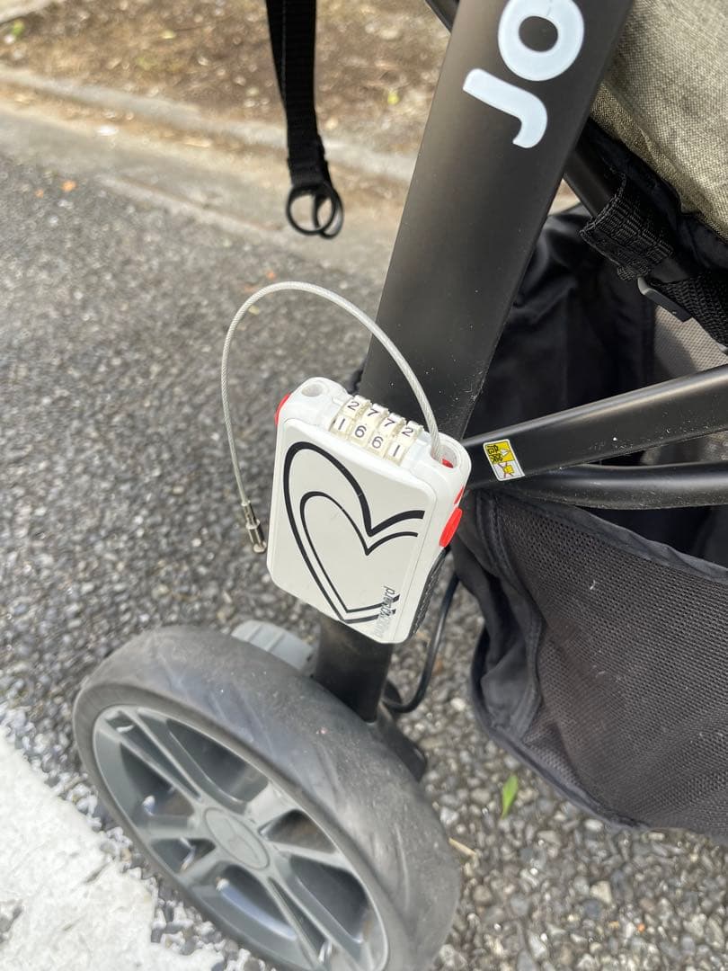 Joie ベビーカー オリーブ色折りたたみ式