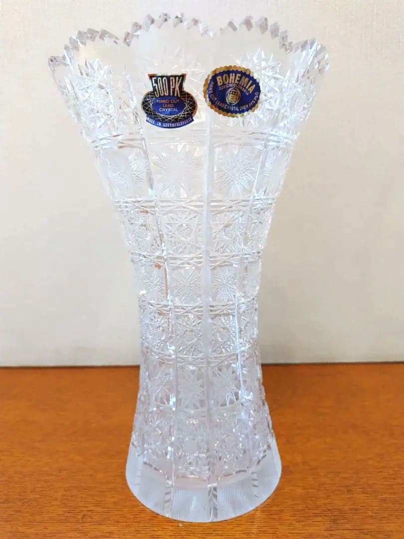 クリスタル花瓶、ボヘミアングラス、フラワーベース新品箱説明書付き