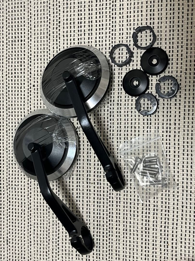 トライアンフ　バーエンドミラー　汎用品　γ