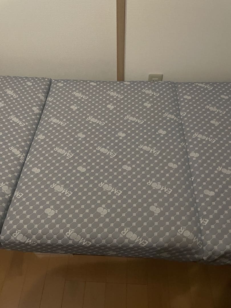 エムールのマットレス（80cm×180cm）