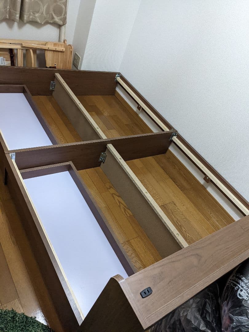 ダブルベッド（マットレス付き）