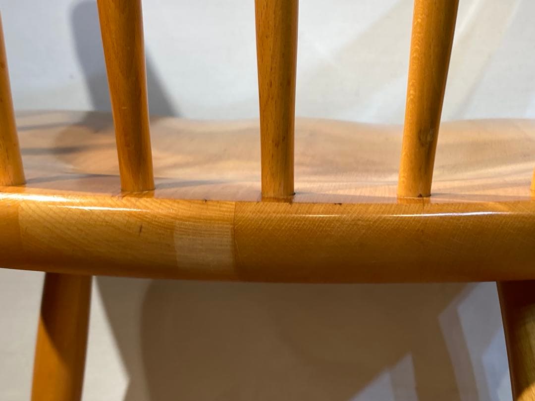 ラスト一点画像76枚 キツツキ ダイニングチェア ナチュラル 昭和56年 アーム