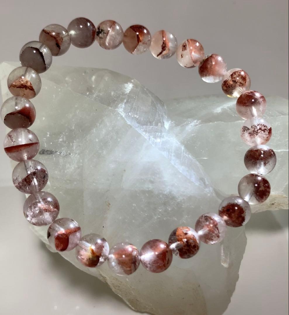 厄除け&グラウンディングエネルギーを宿す❣️ レッドファントムクォーツ　ブレス