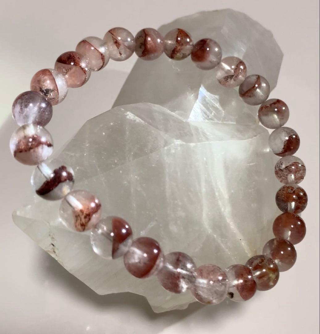 厄除け&グラウンディングエネルギーを宿す❣️ レッドファントムクォーツ　ブレス