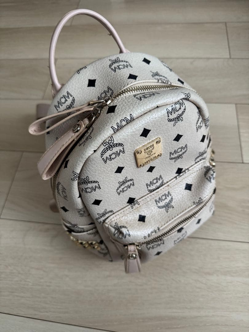 MCM ロゴプリント リュック ベージュ