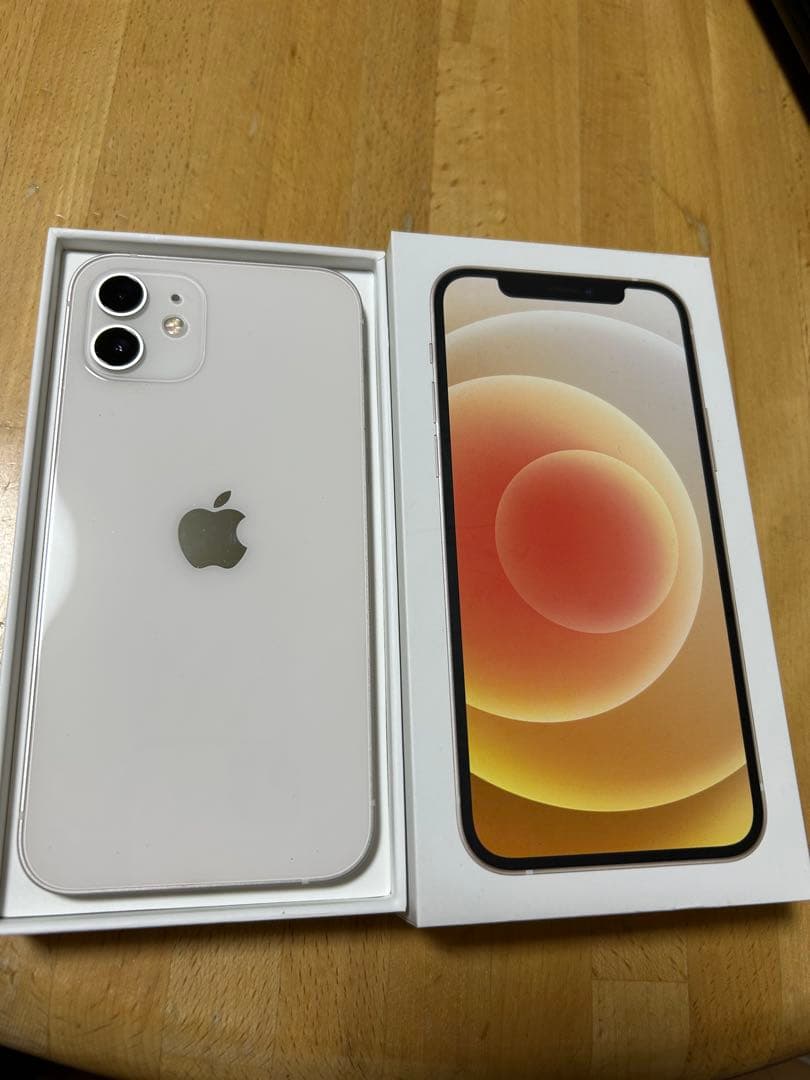 Apple iPhone 12 ホワイト 本体　64GB